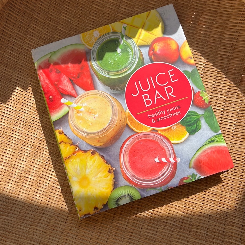 Juice Bar recipe book • Healthy juices and smoothies